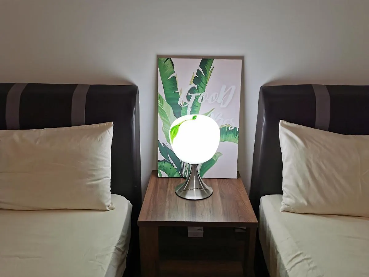 Apartmán Landmark Superb Coastline View Studio # Netflix # Fast Wifi # Atari Tanjung Tokong 0*,